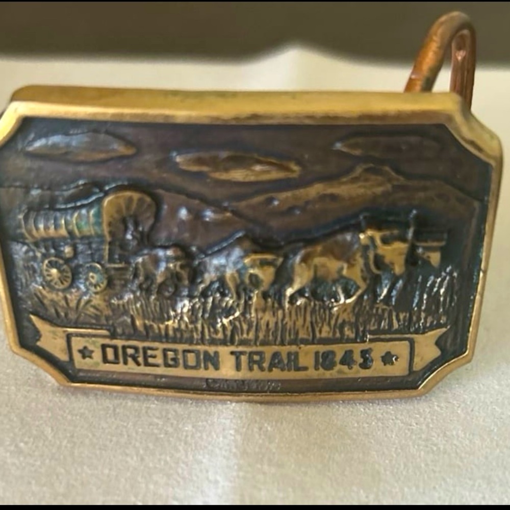 Vintage Oregon Trail 1843 Brass Belt Buckle - Picture 4 of 9